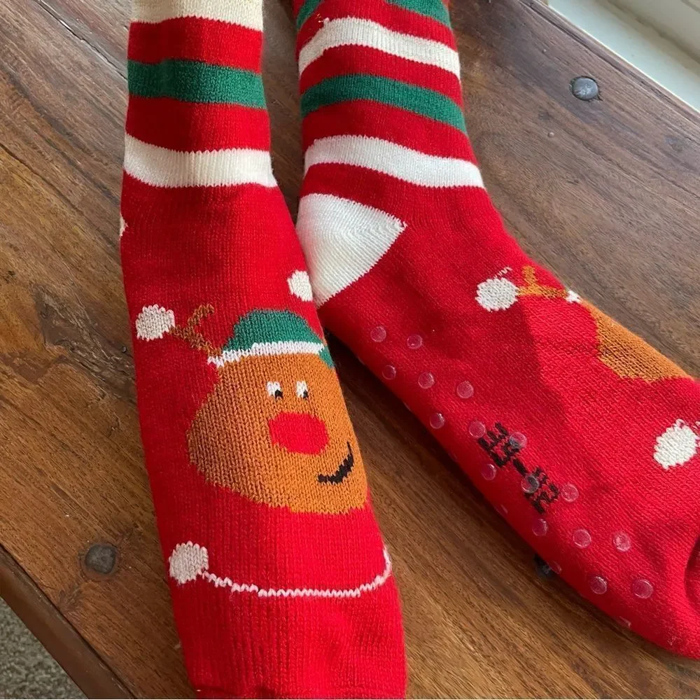 Women’s Fleece Lined Fuzzy Christmas Gripper Socks NWOT